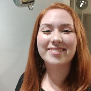 Meet your Posher, Abigail